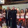 Photo: Of Course Rex Ryan Loves Hanging Out At Hooters